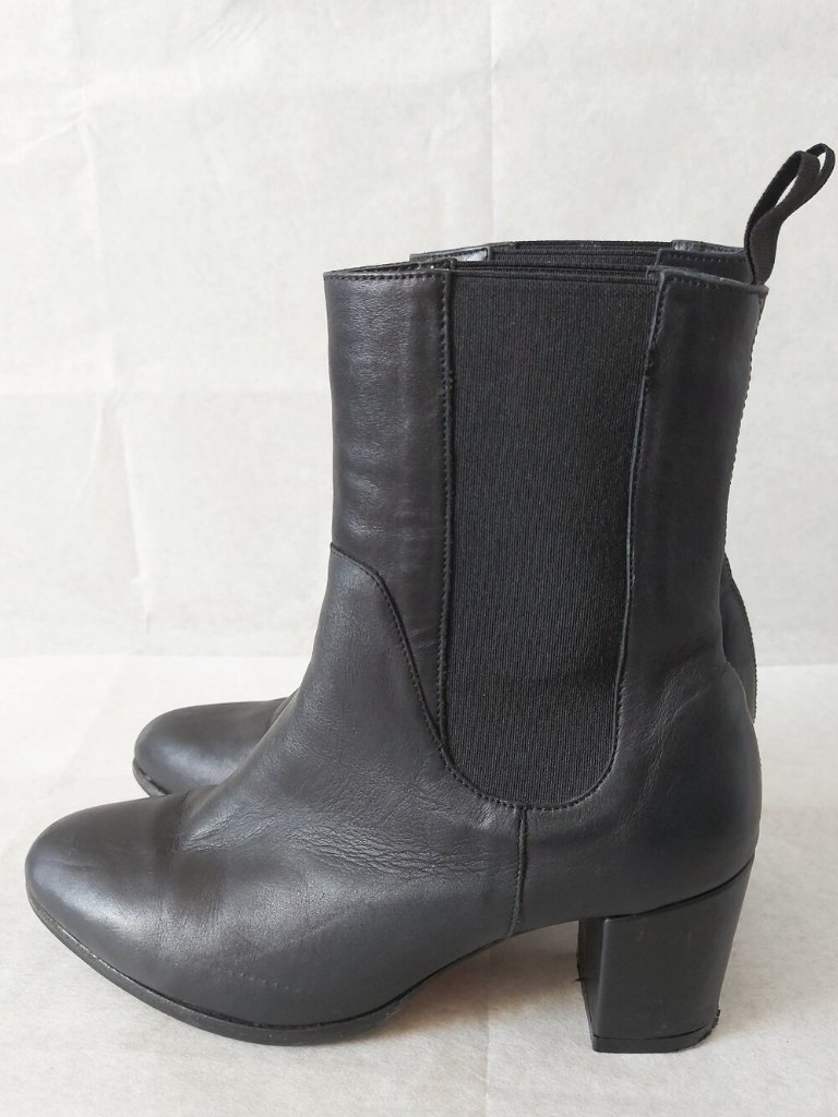 Poppy Barley Black Leather Chelsea Boots Size 6 Mid-Block Heel Pullon Casual — image 3 of 8
